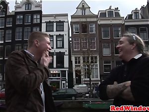 Pussyfucked dutch prostitute greets tourist